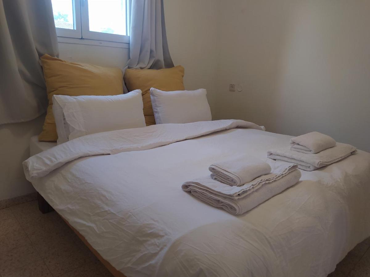 אצלנו בקיבוץ Apartment Amir Екстериор снимка